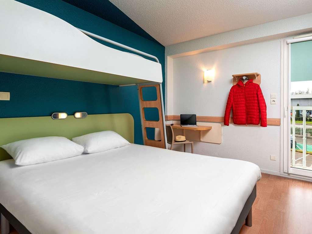 Отель Ibis Budget Macon Sud Номер фото