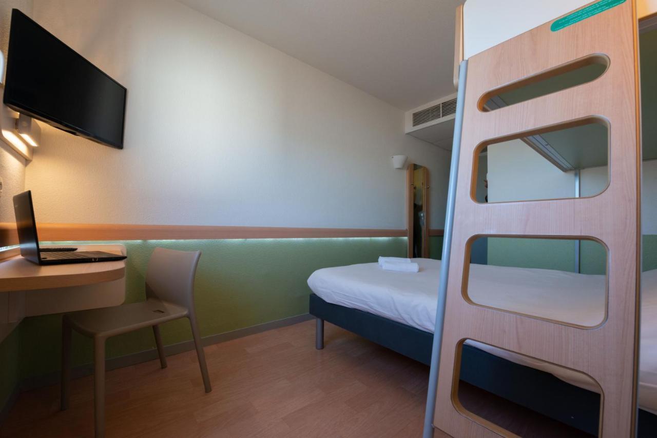 Отель Ibis Budget Macon Sud Экстерьер фото