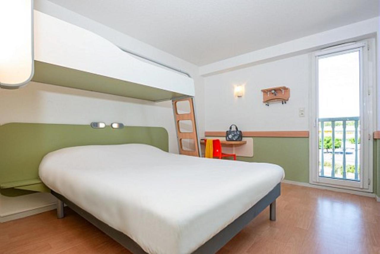 Отель Ibis Budget Macon Sud Экстерьер фото